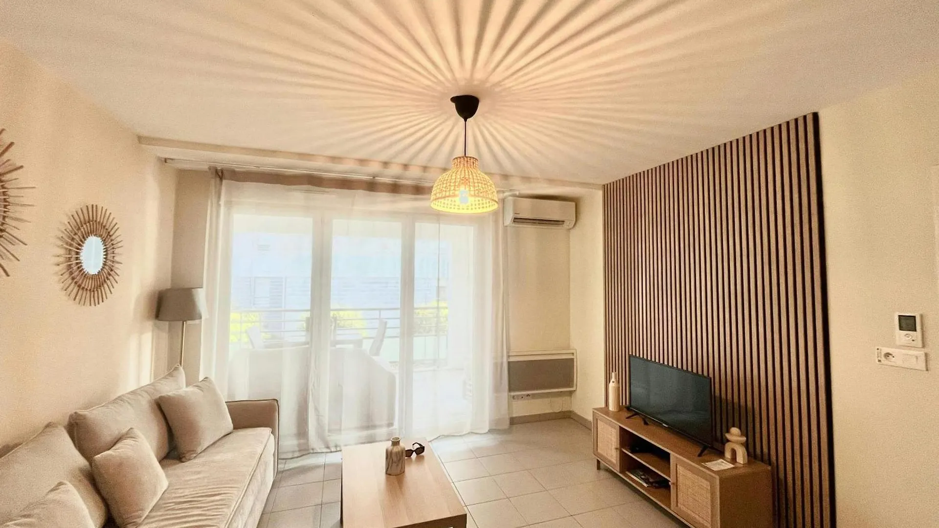 Appartement 4 Personnes - Clime - Terrasse - Pr Port - Centre Ville - Gare - Tramway Nice