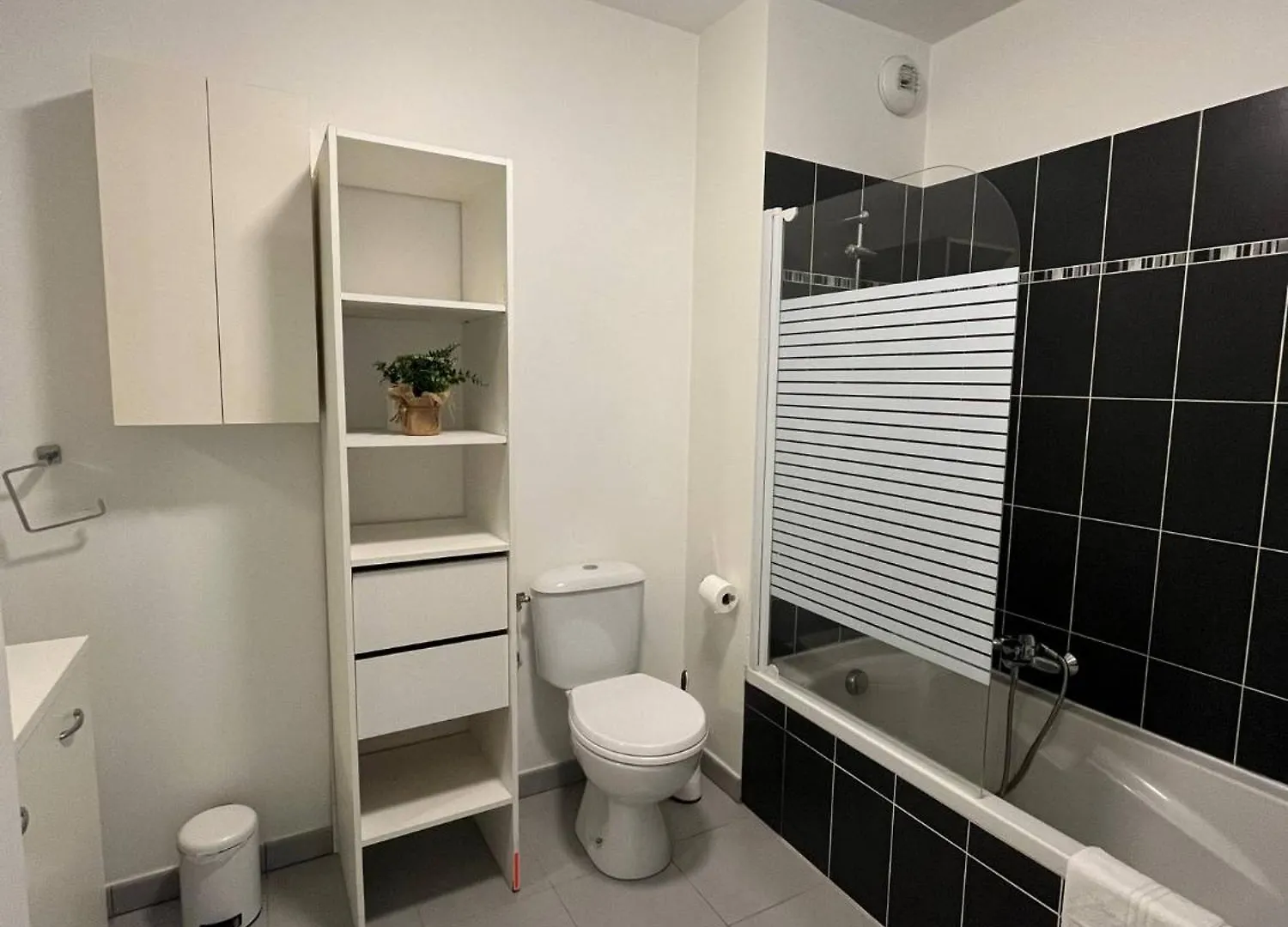 Appartement 4 Personnes - Clime - Terrasse - Pr Port - Centre Ville - Gare - Tramway Nice